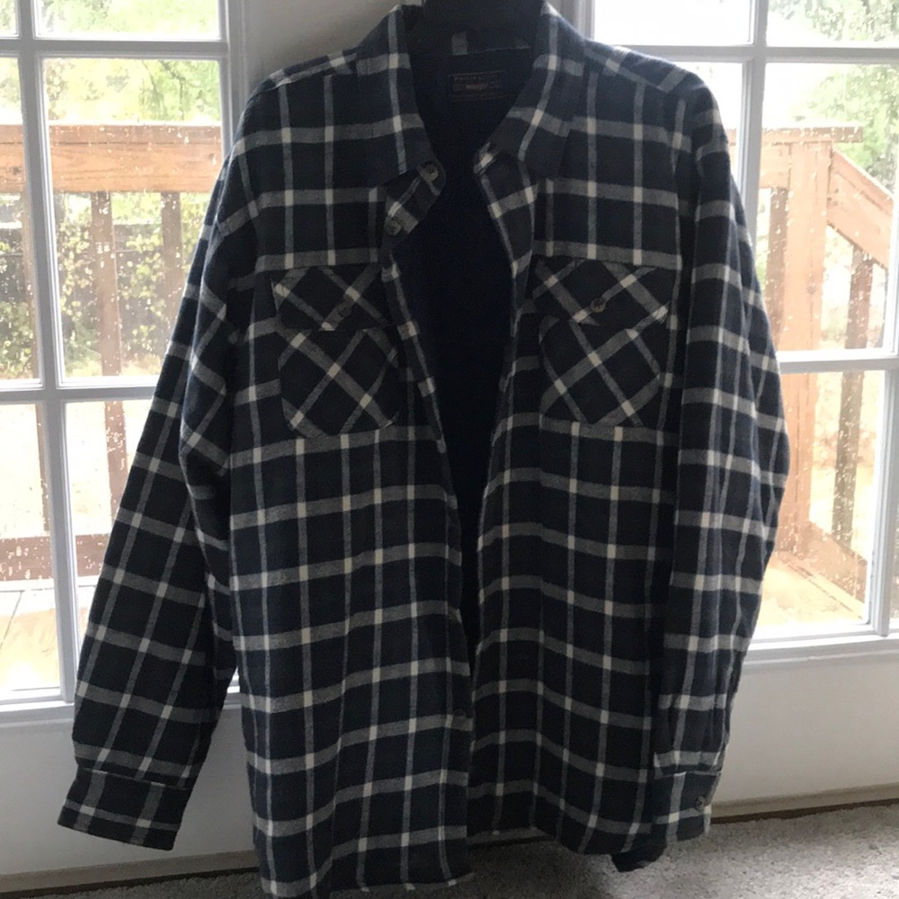 Wrangler XL men’s flannel quilted Shirt Jacket